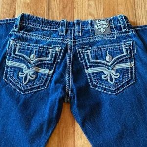 Rock Revival “Caesar” Relaxed Straight Size 33